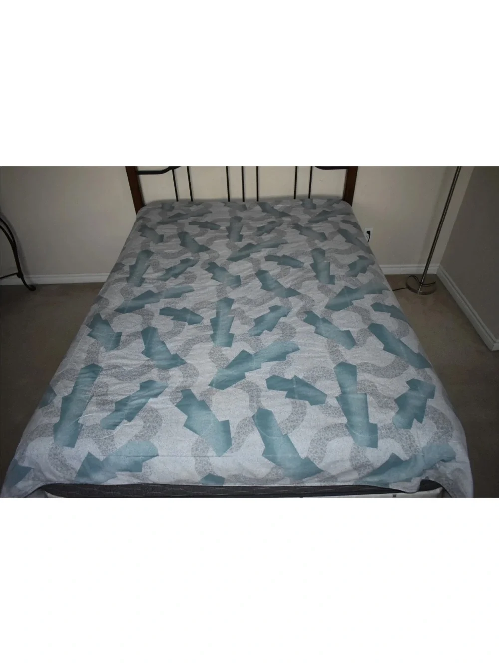 Vintage 80s/90s Full Queen Comforter Blanket 2 SIDE VIEW Floral Fan Geometric